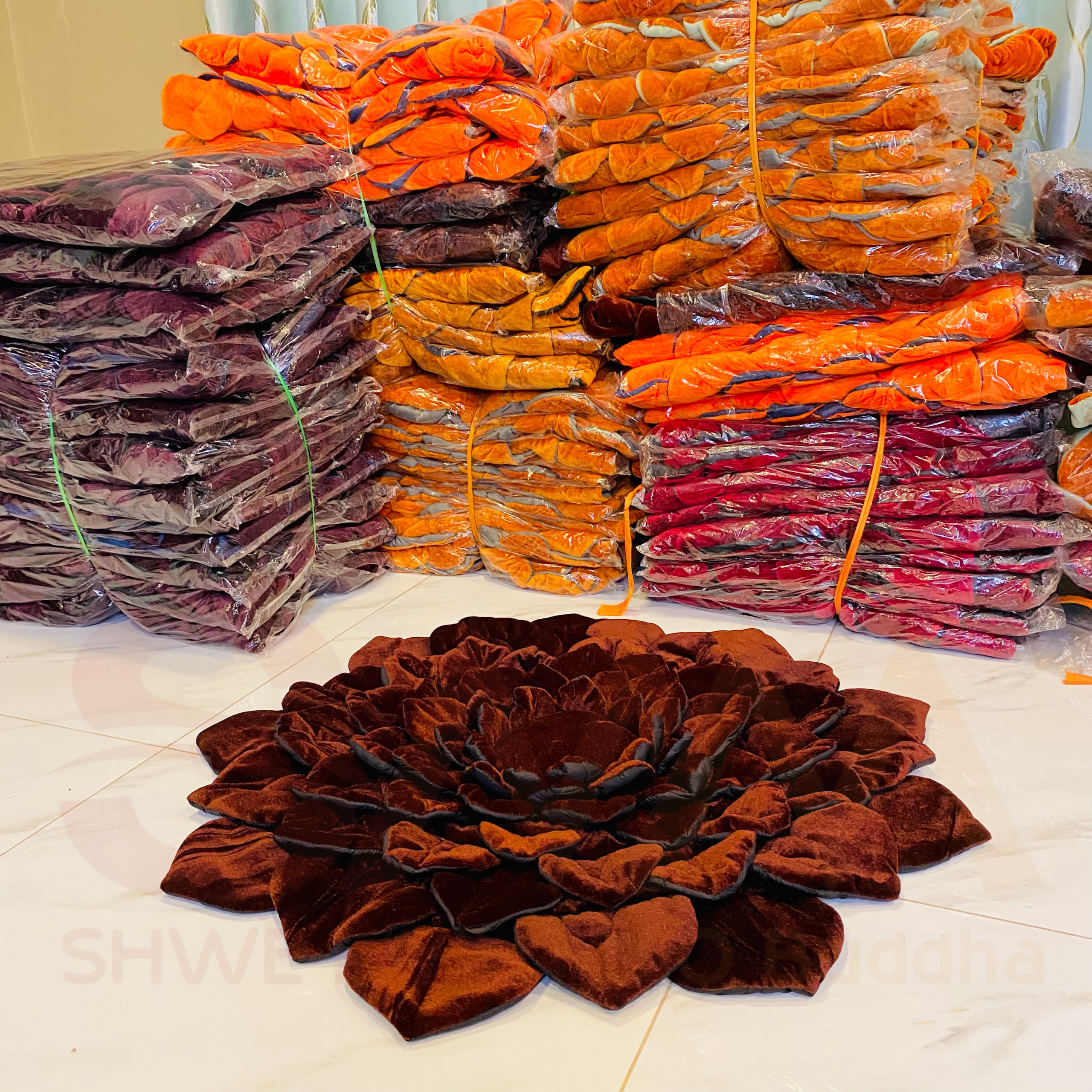 ကြာထိုင်ခင်း (ကော်ဖီရောင်)